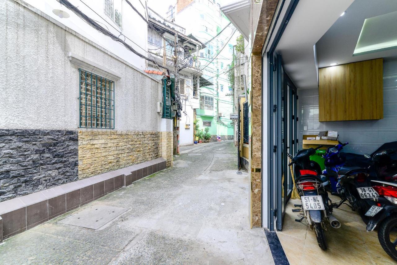 エステール ブティック アパートメント ピンク カテドラル ホーチミン市 エクステリア 写真